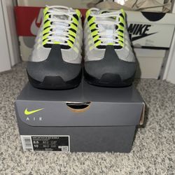 Air Max 95 Neon (2026) Size 8.5