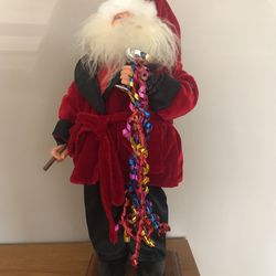 18” Festive Santa