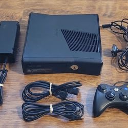 Xbox 360 S Console