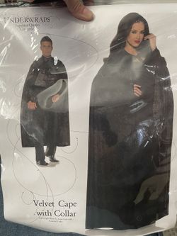 Velvet Cape With Collar Halloween Costume