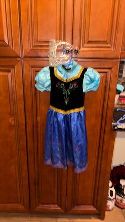 Disney’s   frozen   Anna   girls Halloween costume   size 4–6  with crown