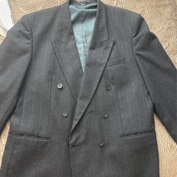 Men’s Suit Set $40 XL