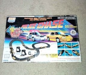 Marchon MR-1 Police Chase HO Scale Slot Car Racing Set New Factory Sealed