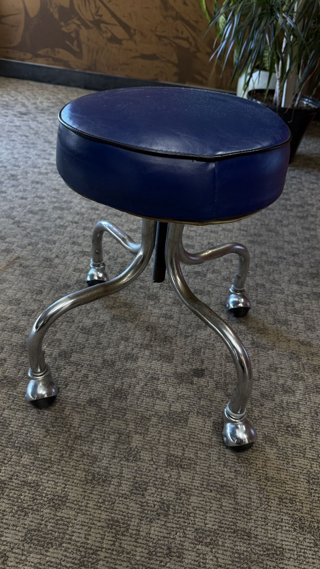 Swivel Stool Chair