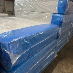 Se Habla Espanol Single Twin Mattress 99 Full Double 159 Queen Bed 179 King 229 California King 229 Frame 69 XL Twin Mattresses Same Day Delivery 