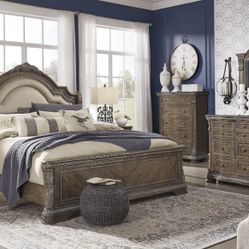 Charmond Brown Sleigh Bedroom Set

