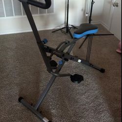 Squat machine