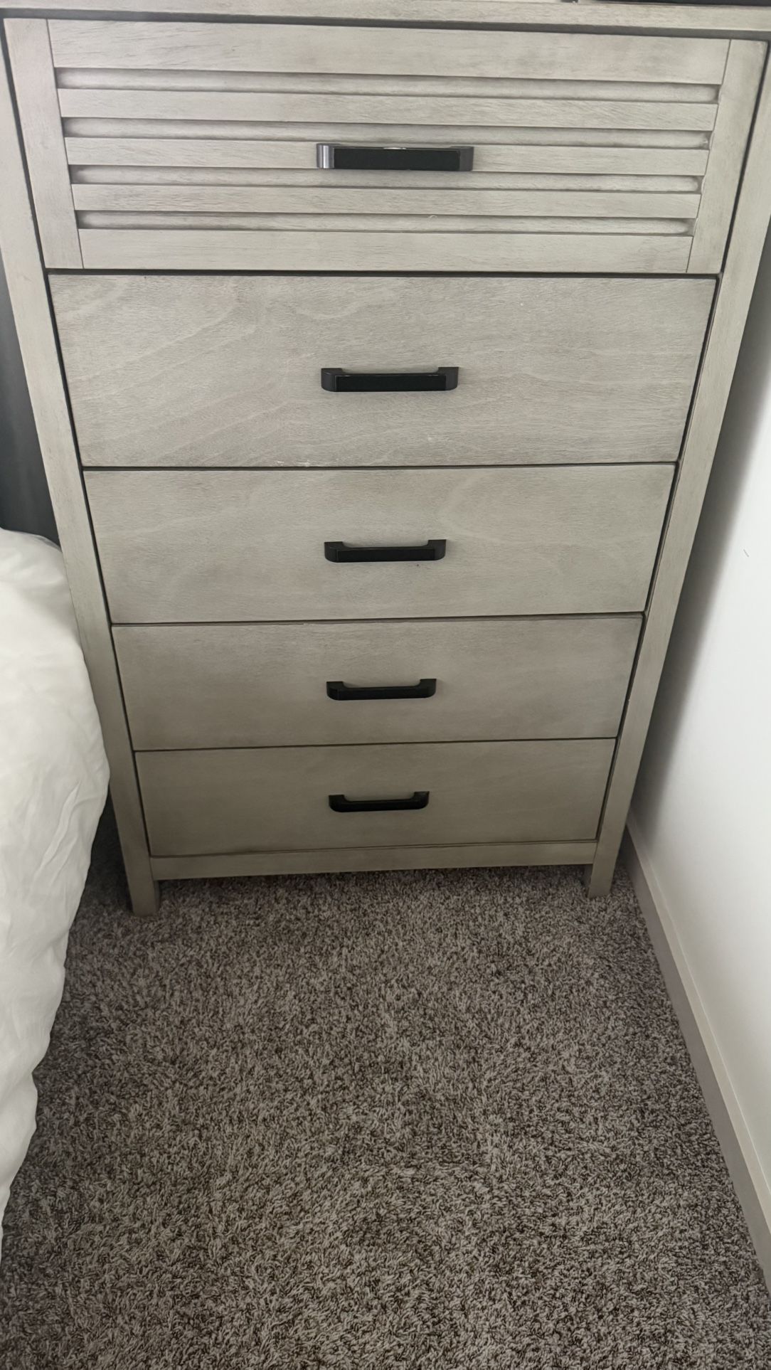 Dresser And nightstand
