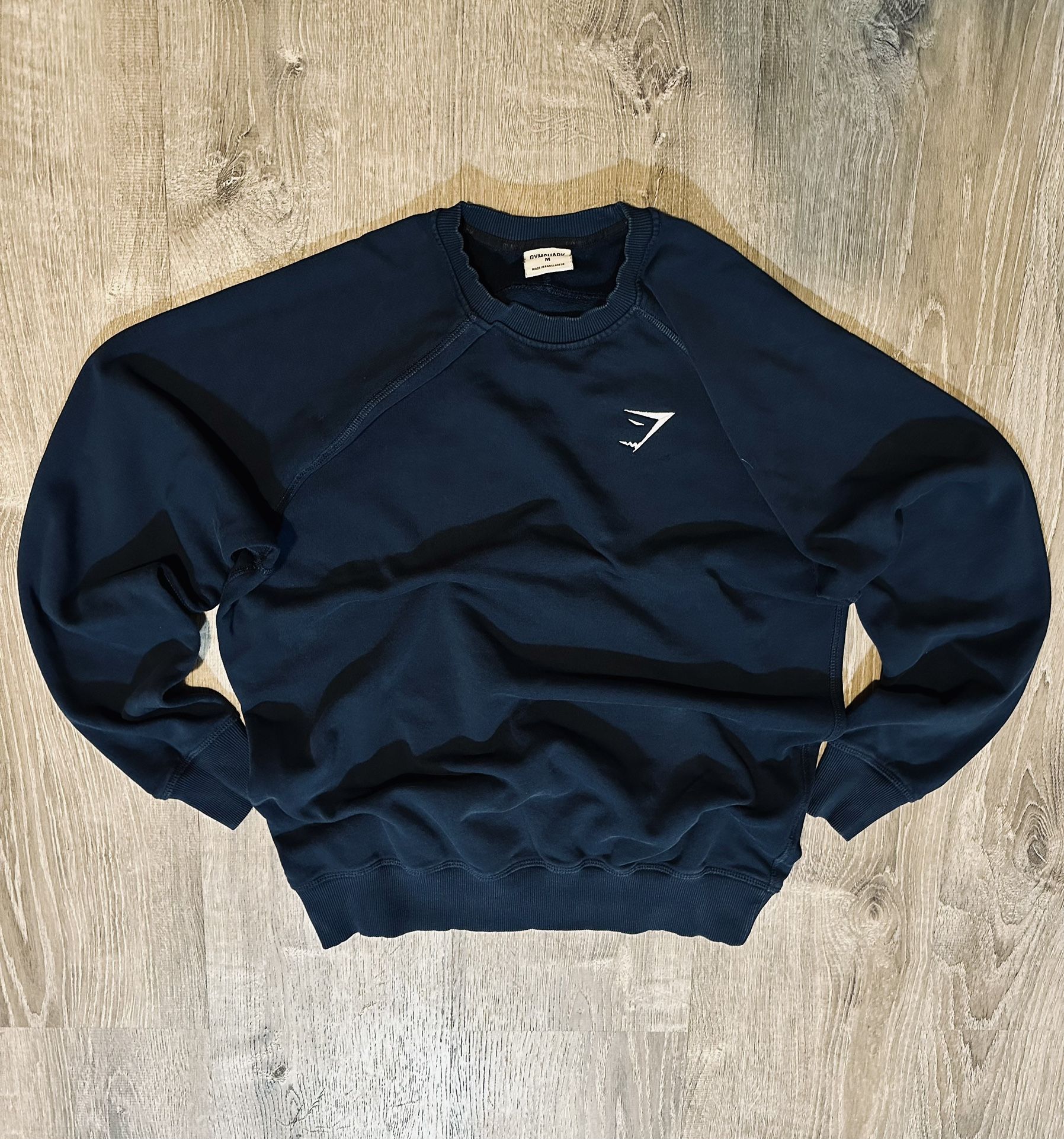 Gymshark Crewneck Sweatshirt — Medium, Excellent Condition
