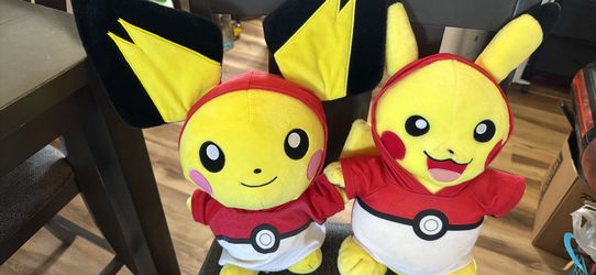 Pokémon Pikachu and  Evolve Pichu