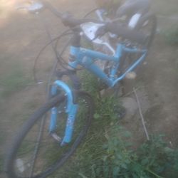 Trek 3700