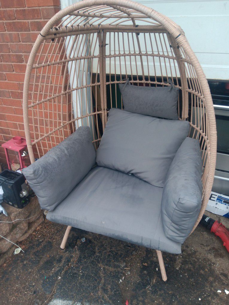 Egg Lounge Chair 