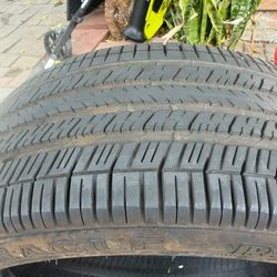 215/45/17 tire good year