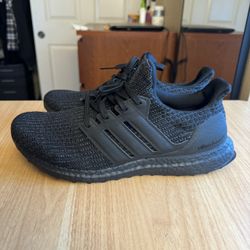 Like New* Adidas Ultraboosts Size 10