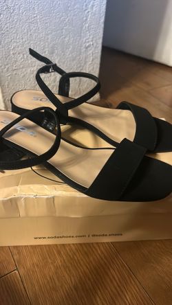 Women’s shoes