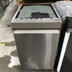 Samsung 18" Top Control Dishwasher