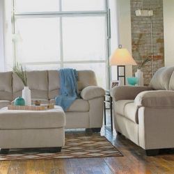 NEW Love Seat Sofa Set