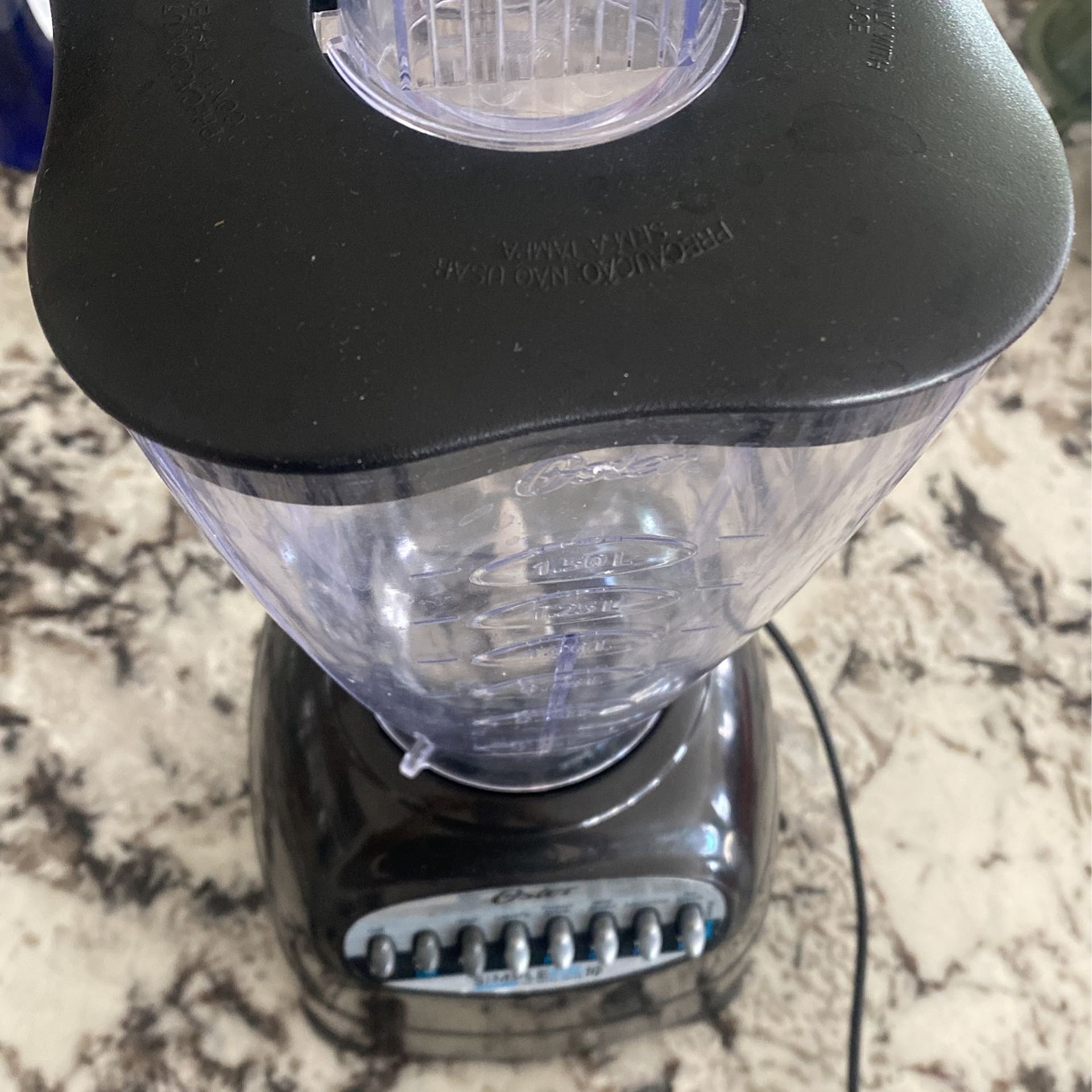 Oster Simple Blend 10 Blender