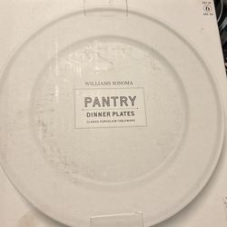Williams Sonoma Pantry  Dinner  Plates Classic Porcelain