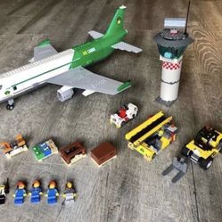 LEGO City 60022 - Cargo Terminal 2013 With Manual - No Box. Some parts are missing.