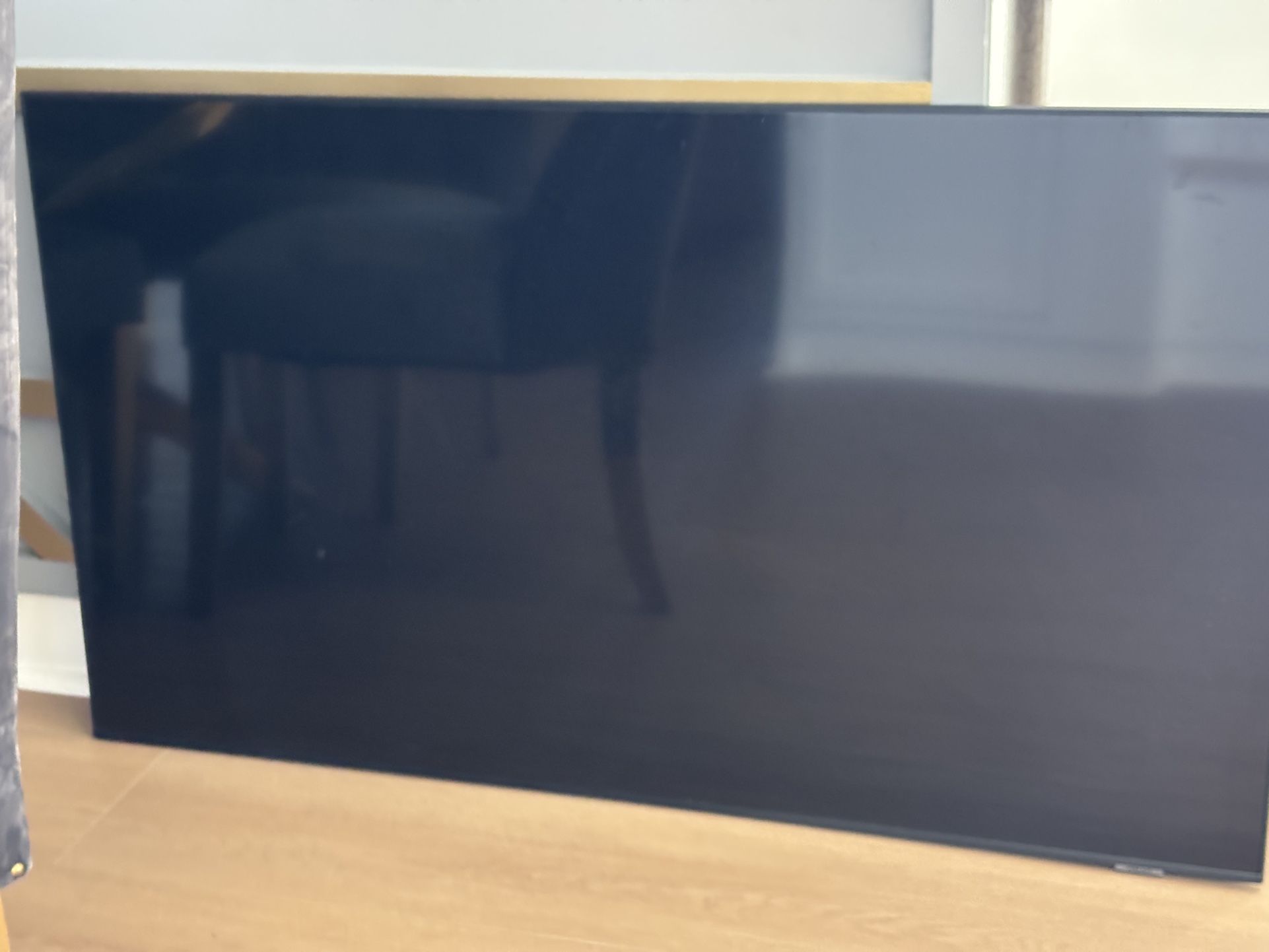 Samsung 55” Smart TV – Ultra Thin Design