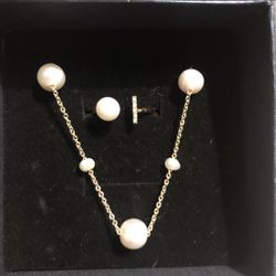 Authentic Pearl White Ring And Necklace 