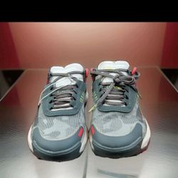 Puma Voyage Nitro 3 Sz 7 Woman's Nurses Shoes 