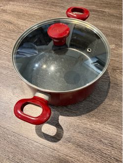 T-Fal nonstick 4 quart/ 16 cup