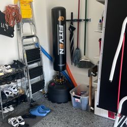 Fitven Freestanding Punching Bag