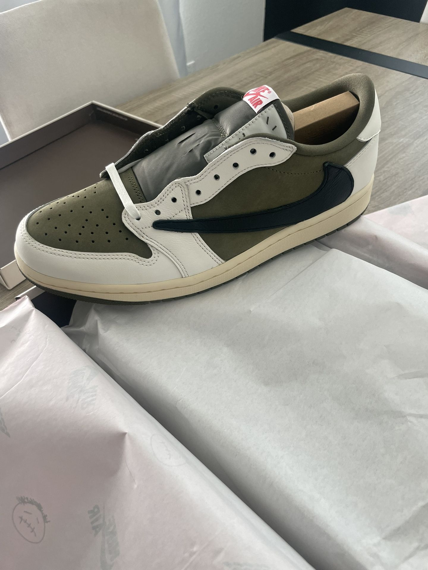 Jordan 1 Retro Low OG SP Travis Scott Medium Olive