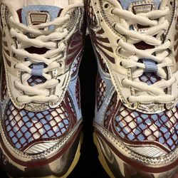 Bottega Veneta  Size 6