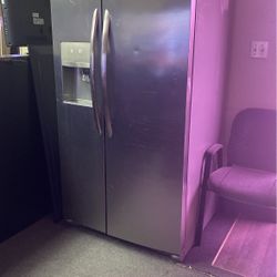 Side By Side Refrigerator 