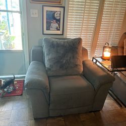 Two Reclining Chairs 