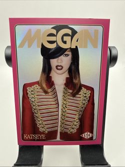 ESCO Katseye Wild Megan Pink Refractor Foil /800 #26