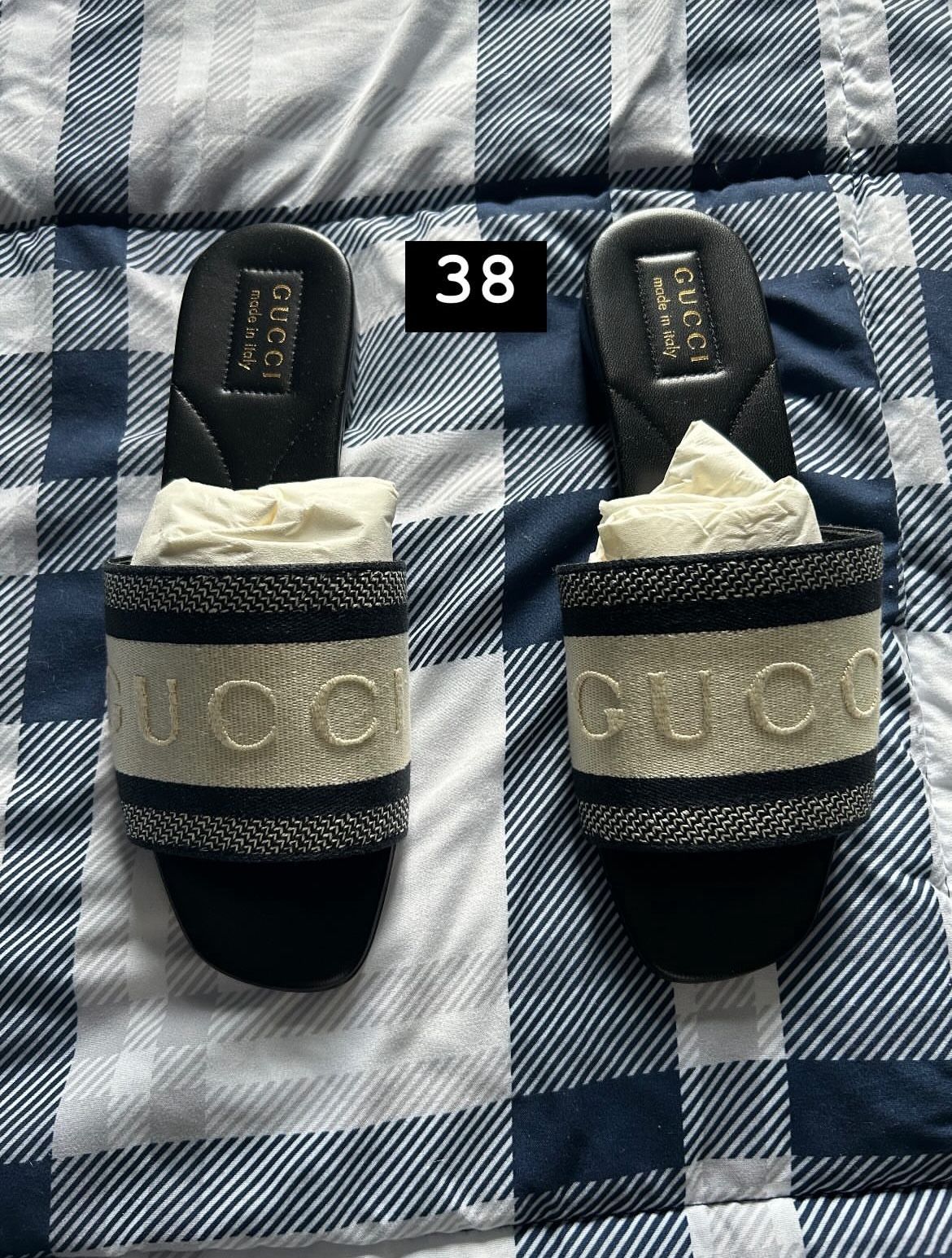 Gucci Flats