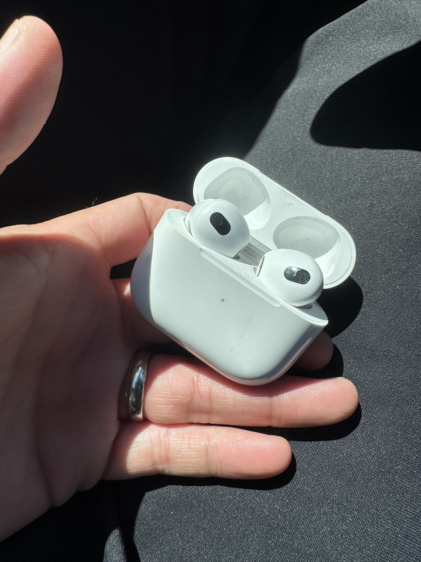 AirPods Like New