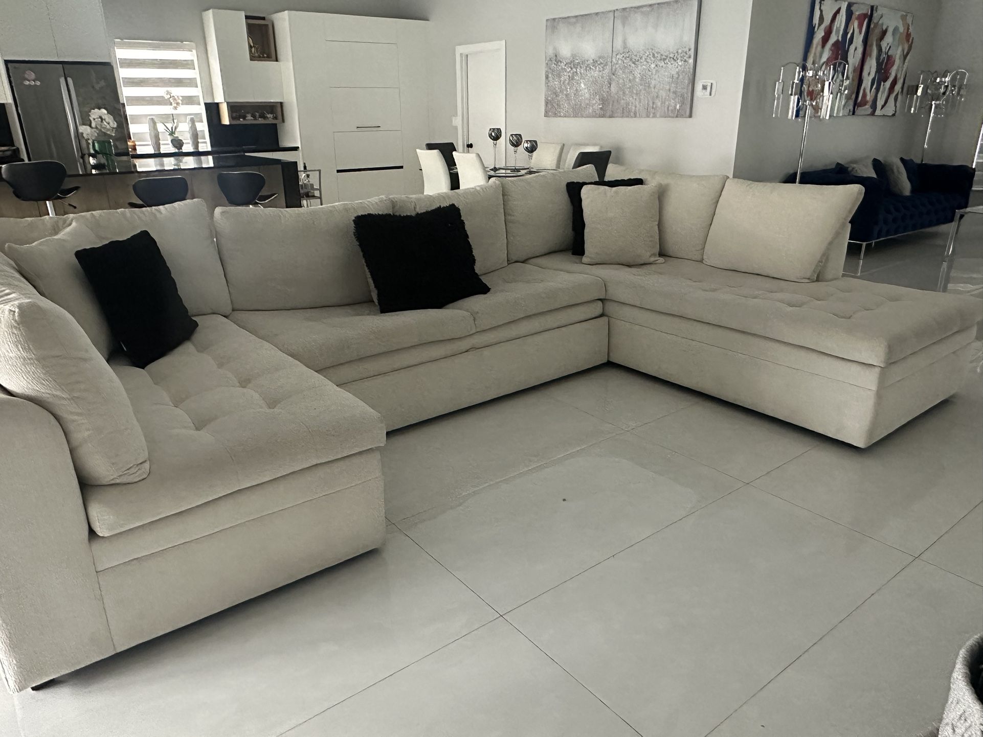Beautiful Cloud Couch With Trundle