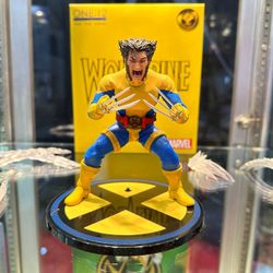 Mezco Wolverine
