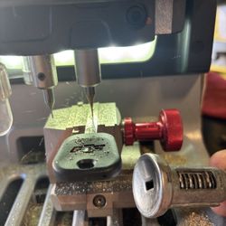 Cut  Car Keys 