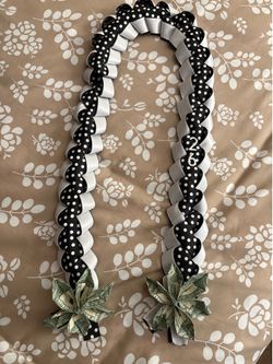 Polka dot Money lei