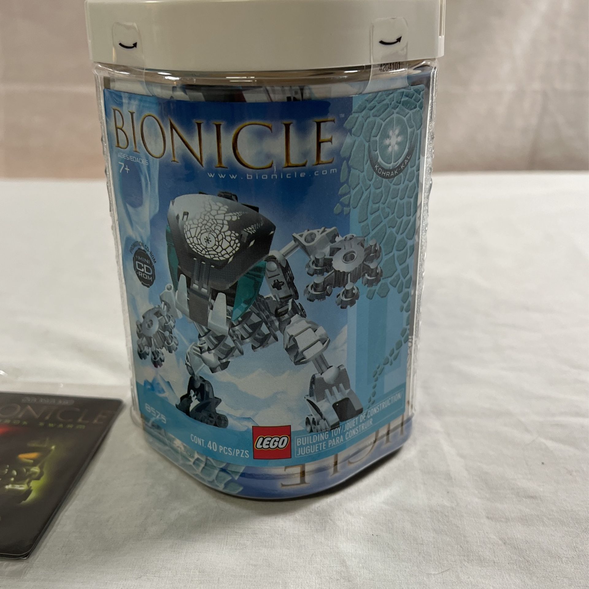Lego Bionicle Set 8575 Kohrak Kal w/Swarm (2003)