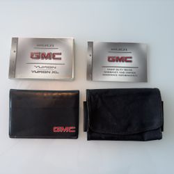 Owner's Manual +  Case (2001 GMC Yukon XL)