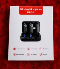2-Pack Mini Wireless Lavalier Microphones with Lightning ™ Receiver and Charging Case