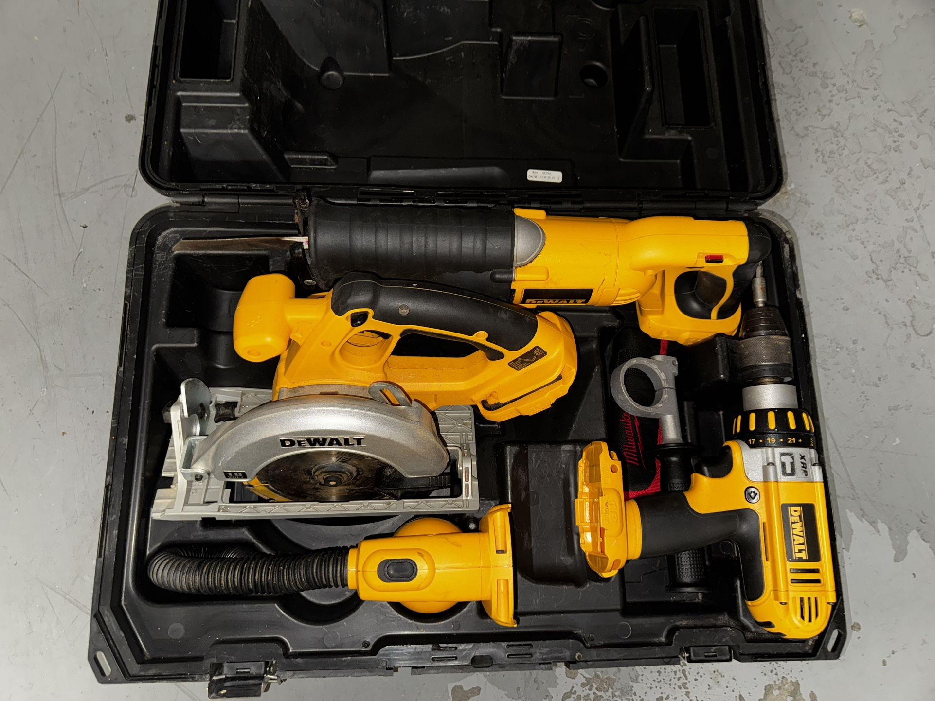 Dewalt Tool Set