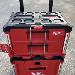 Milwaukee Rolling Pack out Combo 