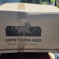 New X-Large Urpet Dog Bed And Life Vest