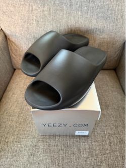 YZY YS-02 Black Yeezy Slide Coal Size 12 $85