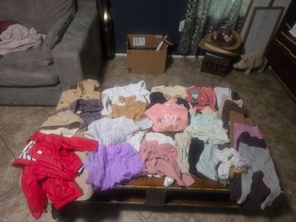 Little girl 2T clothes Bundle