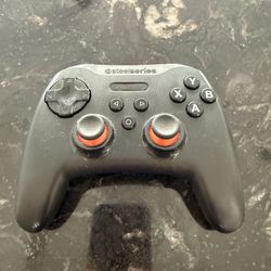SteelSeries Stratus XL Controller for Windows and Android