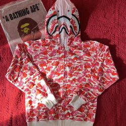 Pink and red camo Bathing Ape size M 